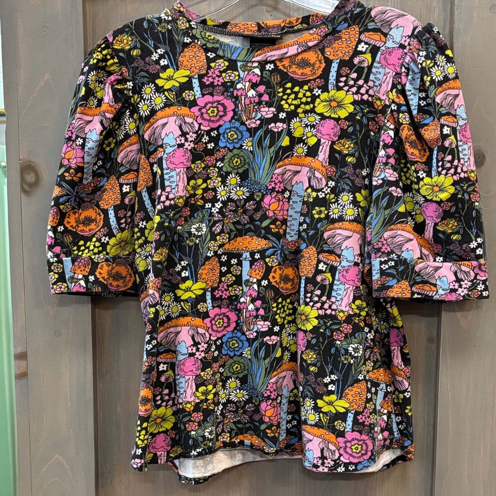 Nooworks mushrooms puff sleeve top XL second hand